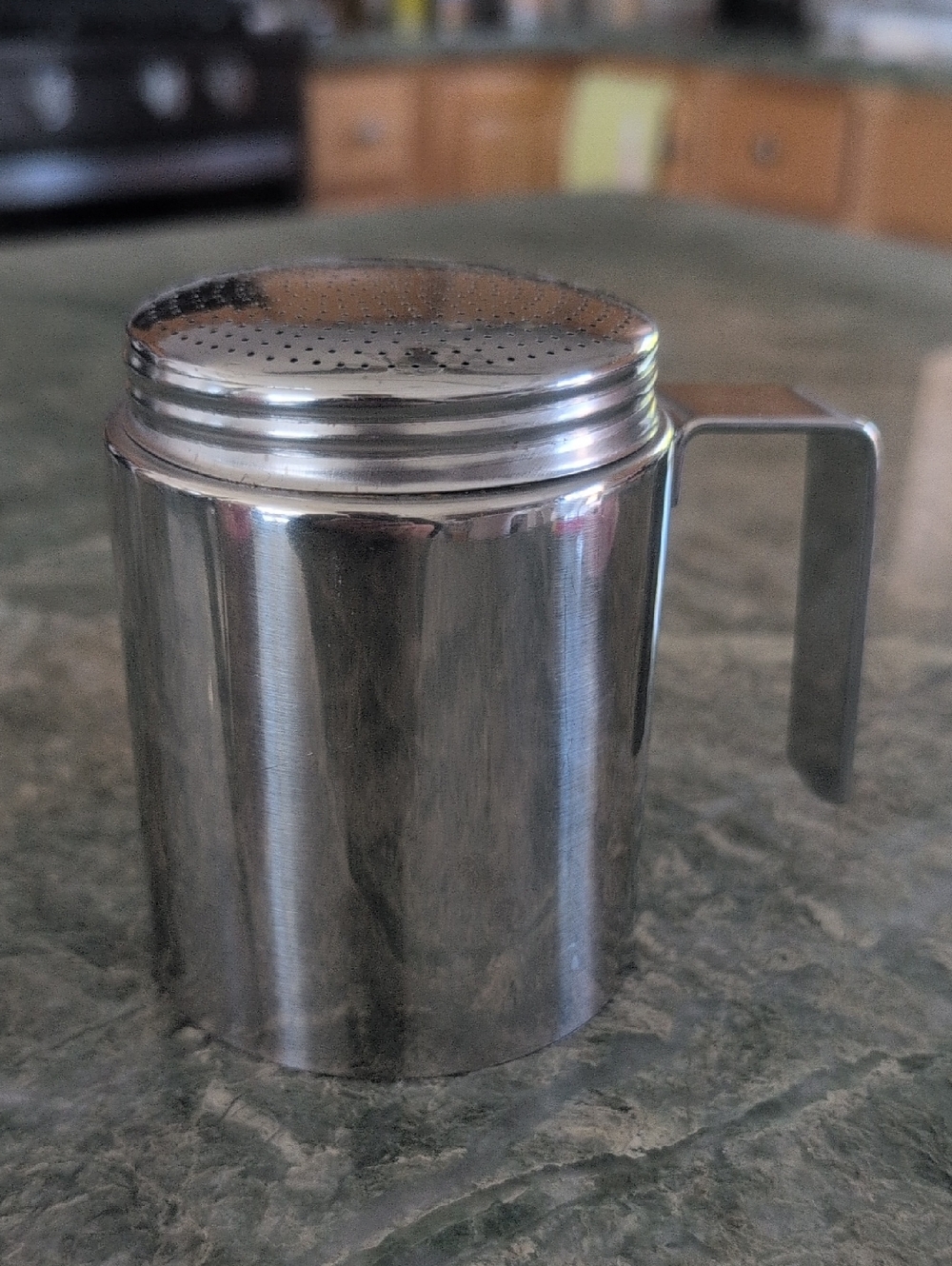 Stainless Steel Shaker with Handle - Silver